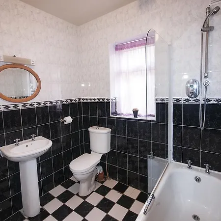 Sleepzone Apartments Galway Room photo